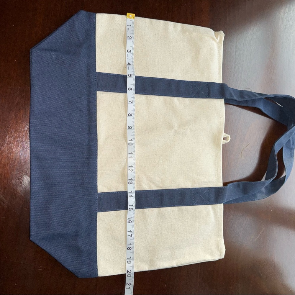 Peanuts Blue and Cream Tote Bag - Picture 2 of 3